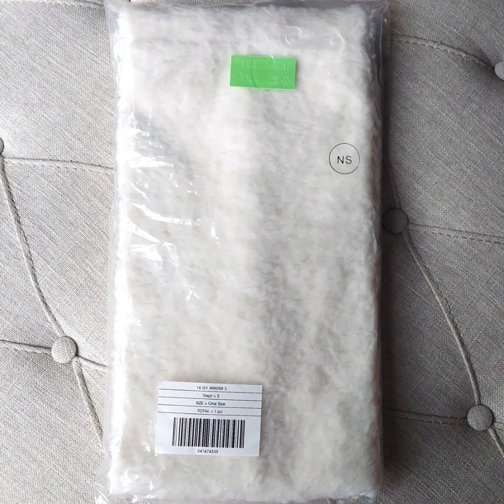 Gymboree Toddler Girls Cozy Faux Fur Scarf - white - one size